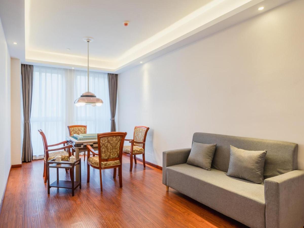 Lavande Hotel Luzhou Wanda Plaza Southwest Commercial City Exteriör bild