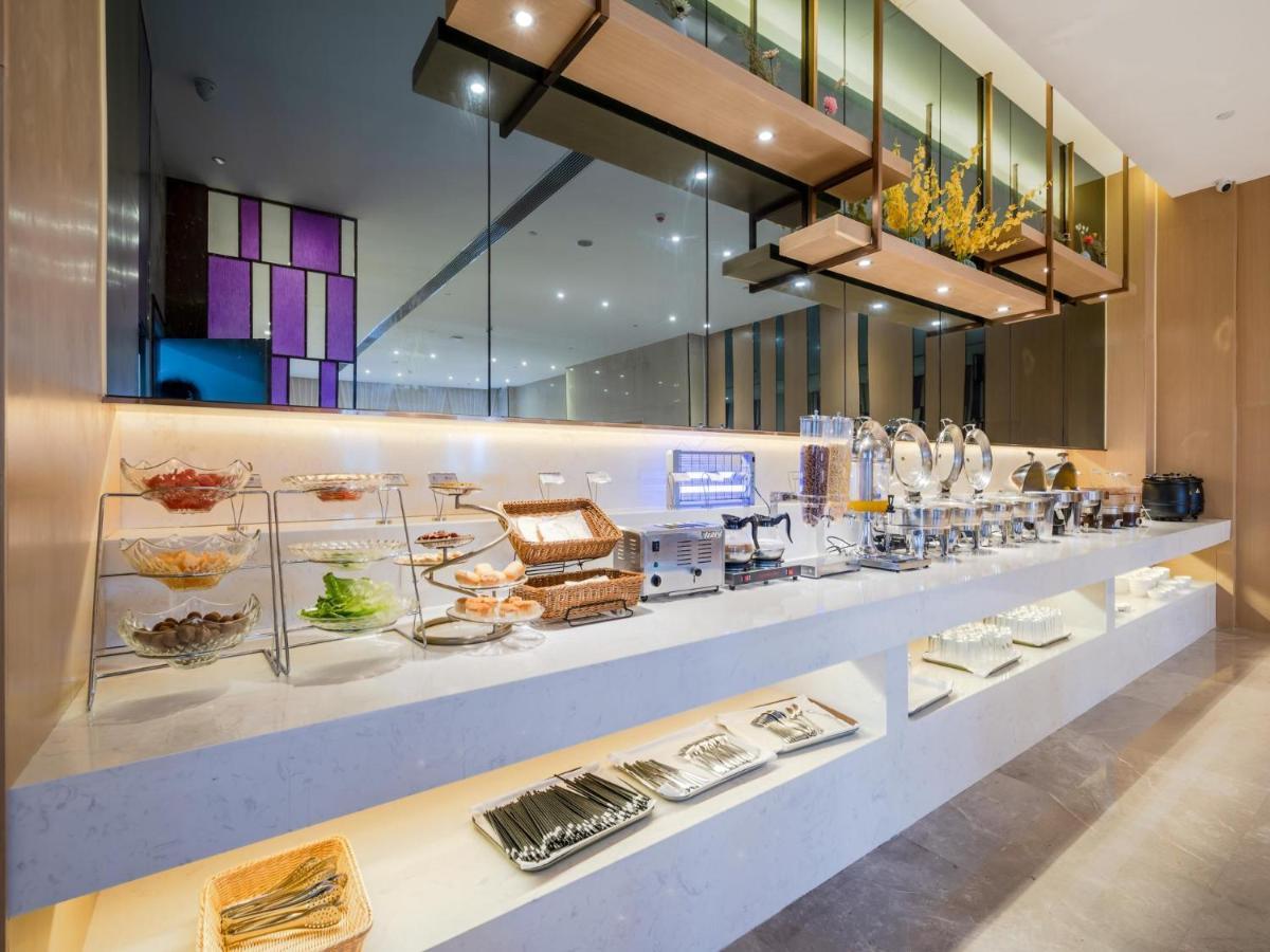 Lavande Hotel Luzhou Wanda Plaza Southwest Commercial City Exteriör bild