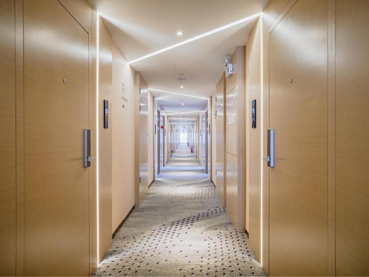 Lavande Hotel Luzhou Wanda Plaza Southwest Commercial City Exteriör bild