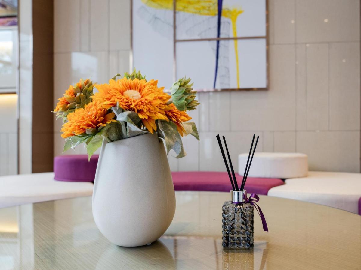 Lavande Hotel Luzhou Wanda Plaza Southwest Commercial City Exteriör bild