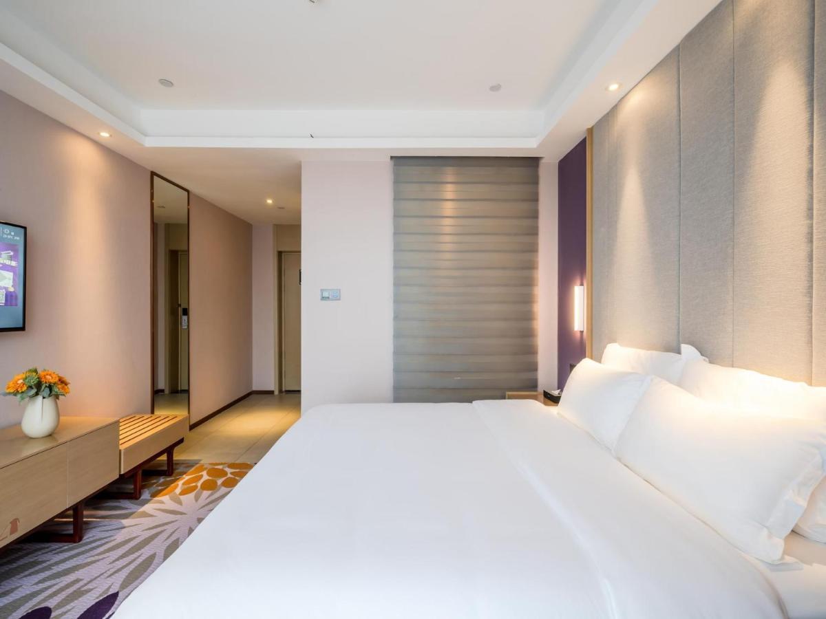 Lavande Hotel Luzhou Wanda Plaza Southwest Commercial City Exteriör bild
